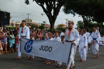 Foto - Desfile Cívico - 69º Aniversário de Cerquilho 