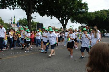 Foto - Desfile Cívico - 69º Aniversário de Cerquilho 