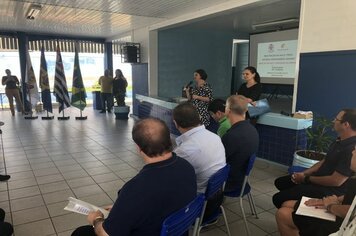 Foto - Reativação do Laboratório da Escola João Toledo - Cerquilho 69 anos 