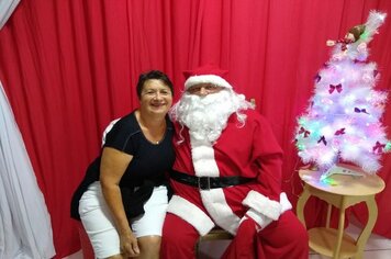 Foto - Papai Noel na Praça das Mangueiras