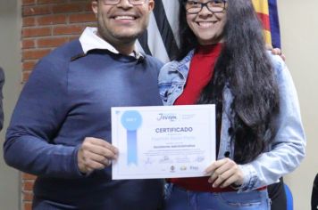 Foto - Formatura 1ª turma do Programa Qualifica Jovem One7