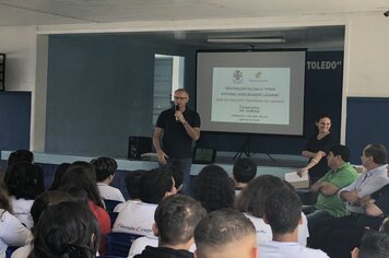 Foto - Reativação do Laboratório da Escola João Toledo - Cerquilho 69 anos 