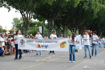 Foto - Desfile Cívico - 69º Aniversário de Cerquilho 