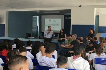 Foto - Reativação do Laboratório da Escola João Toledo - Cerquilho 69 anos 