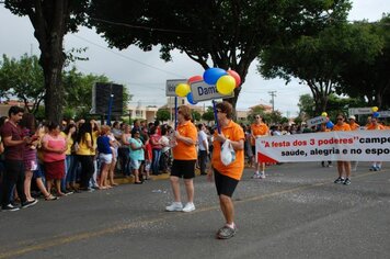 Foto - Desfile Cívico - 69º Aniversário de Cerquilho 