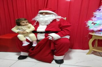 Foto - Papai Noel na Praça das Mangueiras