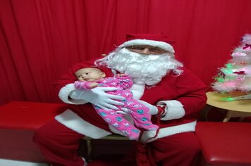 Foto - Papai Noel na Praça das Mangueiras