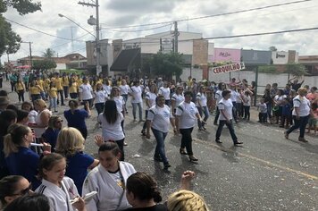 Foto - Desfile Cívico - 69º Aniversário de Cerquilho 