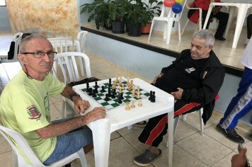 Foto - Torneio de Jogos de Mesa da Melhor Idade - Aniversário de 69 anos de Cerquilho