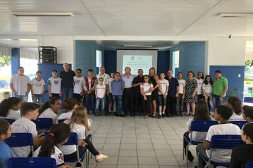 Foto - Reativação do Laboratório da Escola João Toledo - Cerquilho 69 anos 