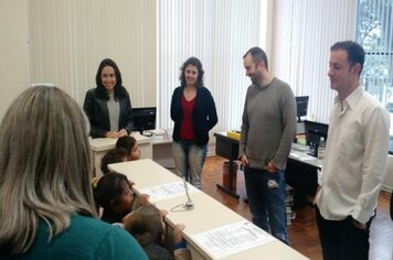 Foto - Projeto Conhecendo Nossa Cidade - Visita dos alunos da EMEI Noêmia na prefeitura