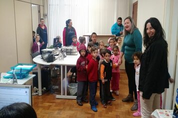 Foto - Projeto Conhecendo Nossa Cidade - Visita dos alunos da EMEI Noêmia na prefeitura