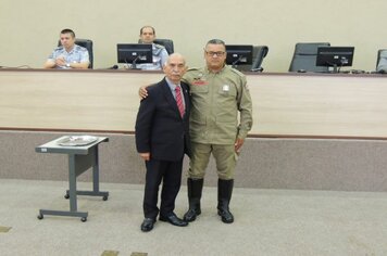 Foto - Cerimônia de entrega da Medalha MMDC