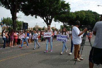 Foto - Desfile Cívico - 69º Aniversário de Cerquilho 