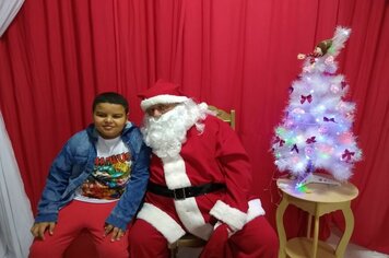Foto - Papai Noel na Praça das Mangueiras