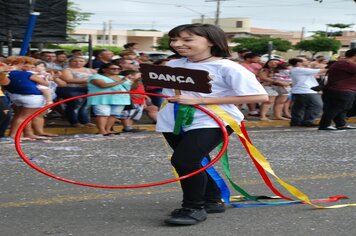 Foto - Desfile Cívico - 69º Aniversário de Cerquilho 