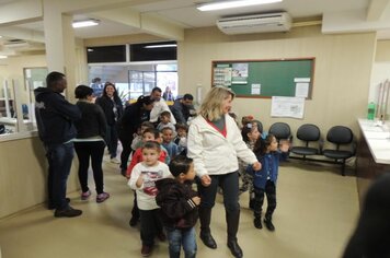 Foto - Projeto Conhecendo Nossa Cidade - Visita dos alunos da EMEI Noêmia na prefeitura