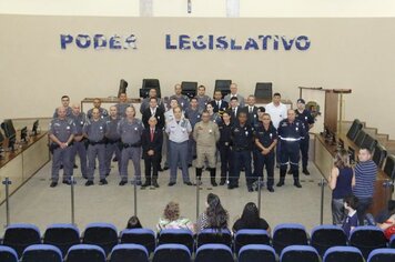 Foto - Cerimônia de entrega da Medalha MMDC