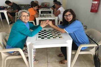 Foto - Torneio de Jogos de Mesa da Melhor Idade - Aniversário de 69 anos de Cerquilho