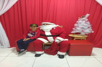 Foto - Papai Noel na Praça das Mangueiras