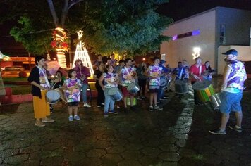 Foto - Papai Noel na Praça das Mangueiras