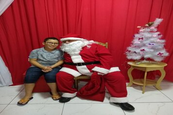 Foto - Papai Noel na Praça das Mangueiras