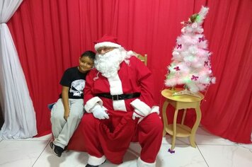 Foto - Papai Noel na Praça das Mangueiras