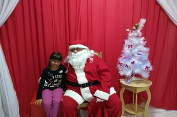 Foto - Papai Noel na Praça das Mangueiras