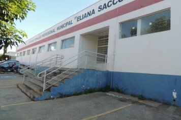 Prefeitura oferece curso de Costura em Máquina Reta