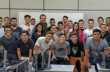 Centro de Formação Profissional recebe palestra do Programa de Capacitação e Desenvolvimento Jovem