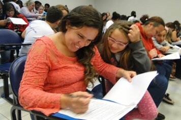 Escola Lavínia inova e proporcionando atividade diferenciada na Reunião de Pais