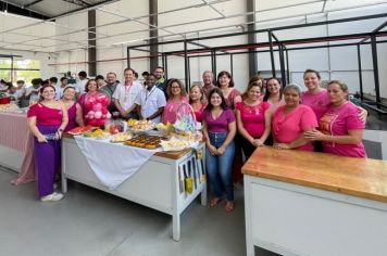A Prefeitura de Cerquilho, por meio da Secretaria do Trabalho e Desenvolvimento Econômico, celebra o Dia dos Professores e a Campanha Outubro Rosa. 