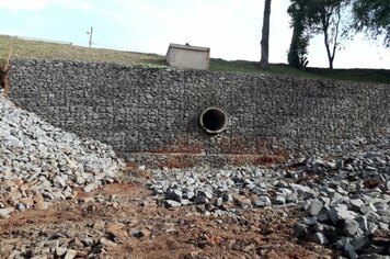 Construção de Muro de Contenção na Estrada Octávio Pilon é finalizada