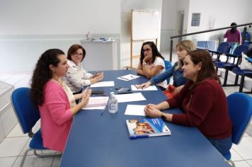 Professores discutem melhorias das práticas pedagógicas em Cerquilho