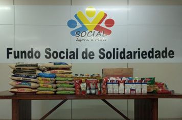 Fundo Social de Solidariedade de Cerquilho recebe doação de alimentos da escola de idiomas Fisk Cerquilho. 