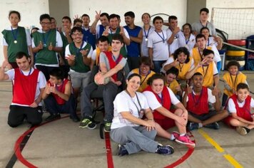 Campeonatos de vôlei nas Escolas Municipais realizam integração entre os alunos participantes
