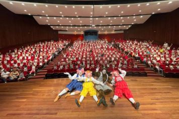 Prefeitura de Cerquilho Celebra o Dia das Crianças com Espetáculo Teatral