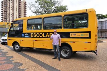 Cerquilho recebe mais um ônibus escolar para a frota municipal