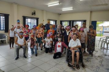 Integrantes do Serviço de Convivência participam de festividade de carnaval