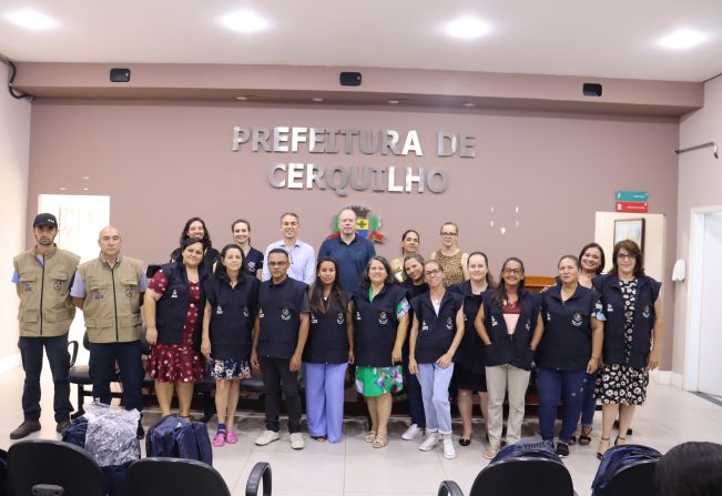 Prefeitura Municipal por meio da Secretaria de Saúde e Promoção Social realiza a entrega dos certificados para os profissionais que participaram Curso Técnico Saúde com Agente.