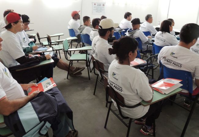 Curso de pintor do Via Rápida tem início em Cerquilho