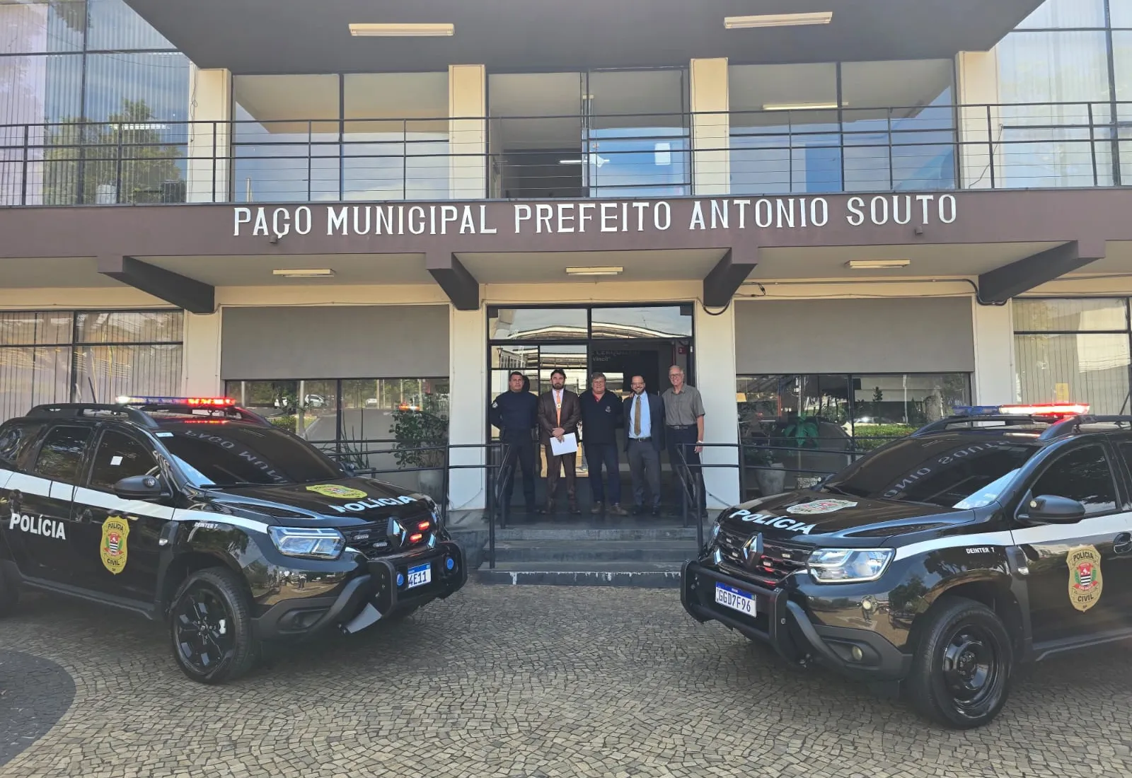 Cerquilho recebe novas viaturas para reforço da Polícia Civil