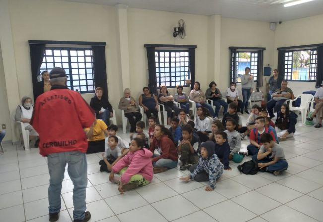 CRAS desenvolve atividades de convivência e fortalecimento de vinculos no mês de outubro