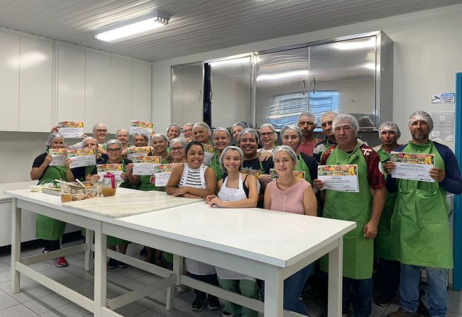  a Prefeitura de Cerquilho, por meio do Fundo Social de Solidariedade e em parceria com o Projeto Estadual COZINHALIMENTO realiza cursos de alimentação saudável para a população. 