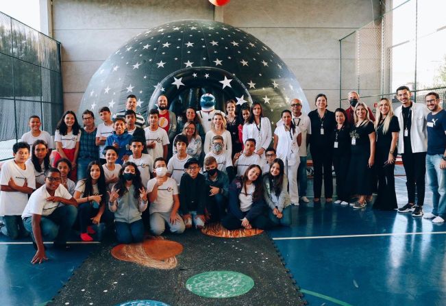 Alunos da Escola Marina visitam Planetário Itinerante