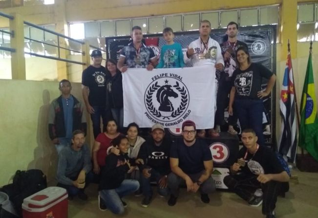 Atletas cerquilhenses conquistam medalhas na 11ª da Copa Armelok de Jiu-Jitsu