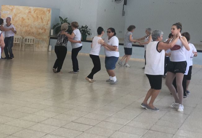  CRAS Rosas e Cerquilho comemoram o Dia do Idoso com várias atividades