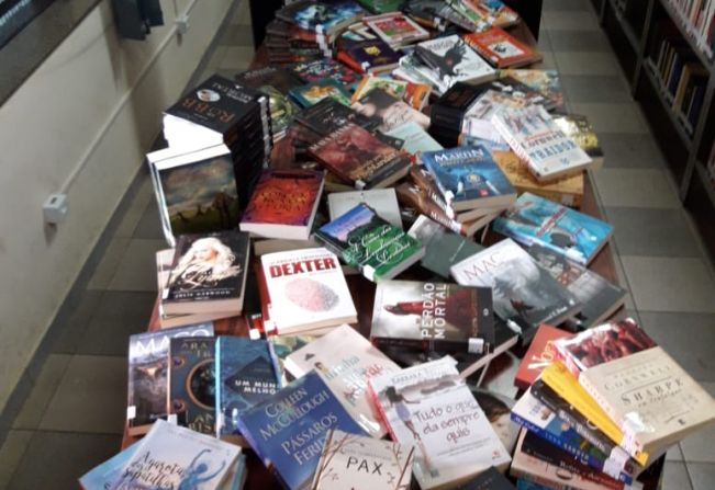 Prefeitura de Cerquilho compra novos livros para a Biblioteca Municipal