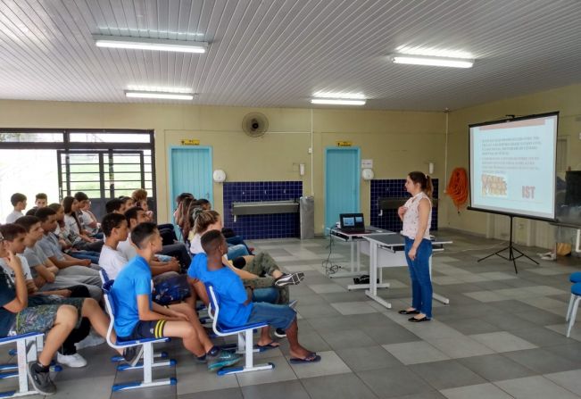 Prefeitura de Cerquilho realiza palestras sobre Prevenção de infecções sexualmente transmissíveis