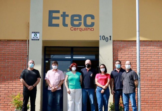 Prefeito visita ETEC Cerquilho